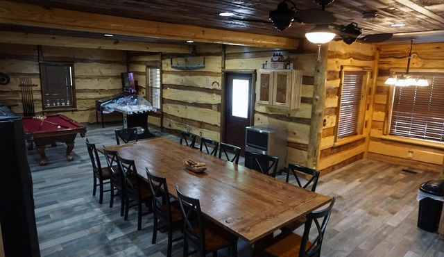 6-Bedroom Master Deluxe, 5.5-Bath Log Cabin with Theater Room
