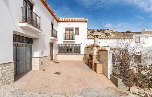 6 Bedroom Pet Friendly Home In Galera