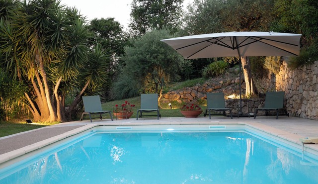 6 Bedroom Villa 4* Grasse Absolute calm swimming pool 10x4 Panorama sea mountain