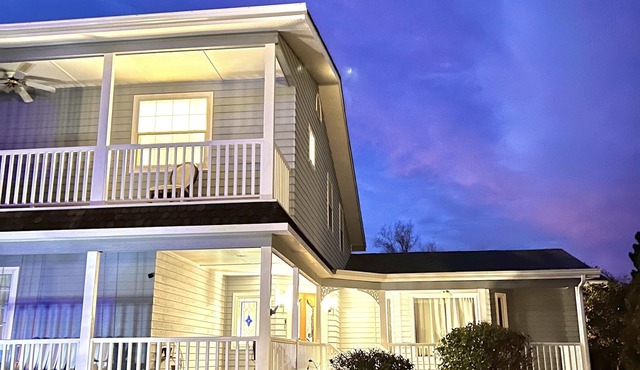 6 Bedrooms + 6 Bathrooms + 3 Dining + 2 Living Room + 2 Porch + 6+ Parking space