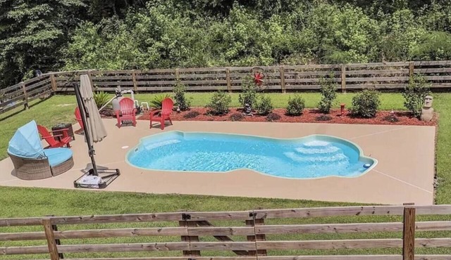 6 Bedrooms | Bar Lounge & Pool | Foosball