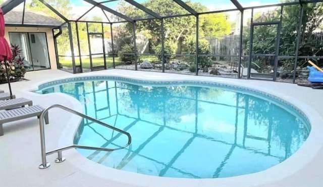 6 Beds/Pool/Grill/Billiards/Tampa