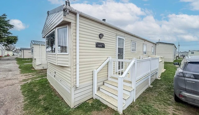 6 berth caravan with side decking at Suffolk Sands Holiday Park ref 45054C