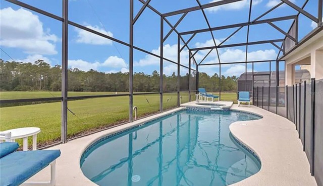 6 Br/4,5 Bath + Pool/Spa + Game Room/Less than 4 miles from Disney