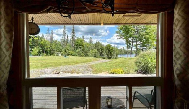 6 Cabins - Lakefront - 4 Season