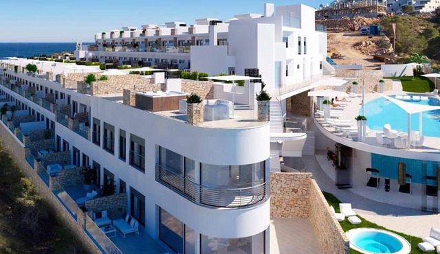 6 Lujo, playa y piscina en zona residencial