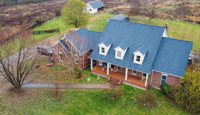 6 Mi to Bourbon Trail: Group Estate on 20 Acres