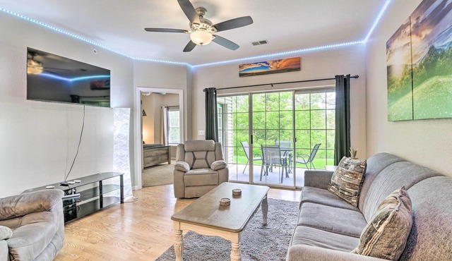 6 Mi to Branson Strip! Dog-friendly Golf Condo