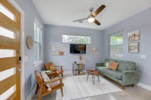 6 Mi to Dtwn Austin Escape with Private Yard
