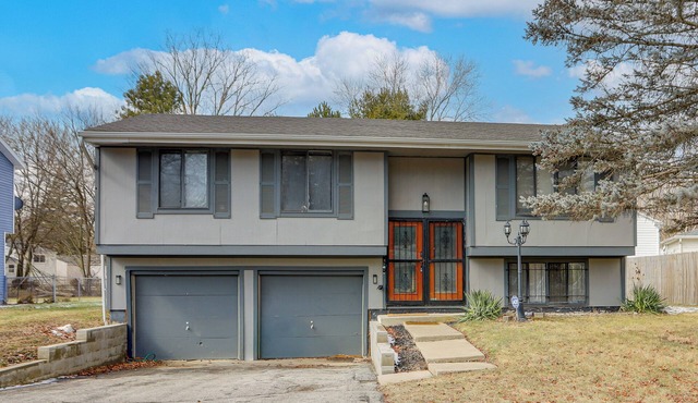 6 Mi to Dtwn Toledo! Family-Friendly Haven w/Deck