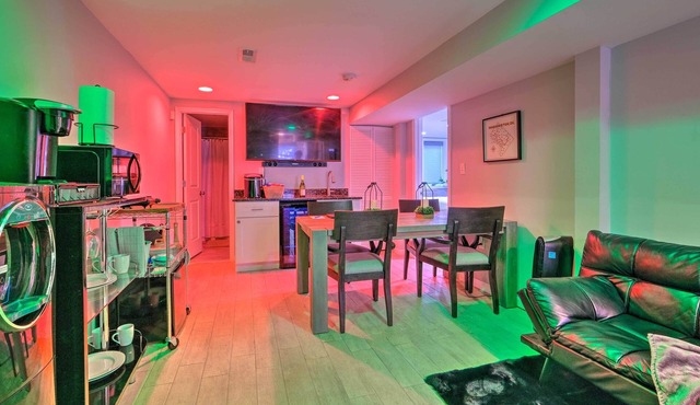 6 Mi to National Mall: Modern DC Apartment!