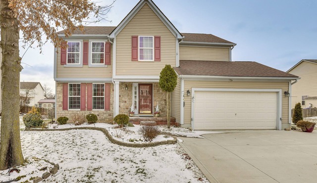6 Mi to Rickenbacker Airport! Columbus Area Home
