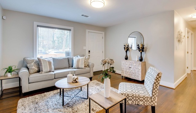 6 Mi to World Cup! Pet-Friendly ATL Home w/Yard