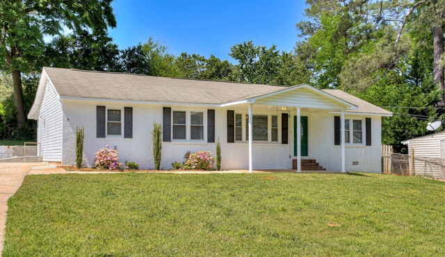 6 min to Hospitals/Downtown - Magnolia Cottage