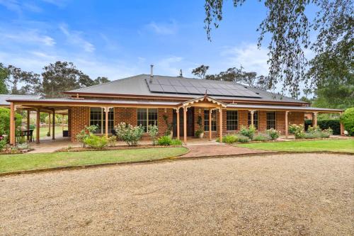 6 Minutes from Bathurst CBD - The Estait Homestead - Laffing Waters Retreat