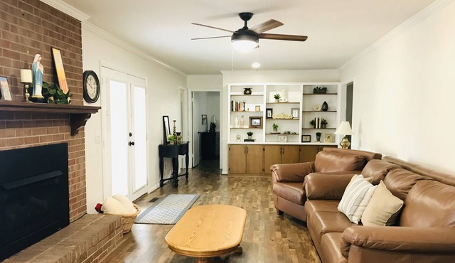 6 minutes to I-65, Ave Maria Grotto, Blessed Sacrament Shrine, Smith Lake Park