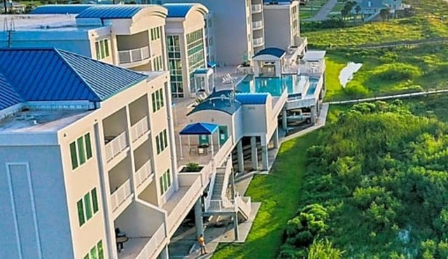 6 Nights at Seaside Resort on Galveston Island, Sept 5 - 11 2 Br 2 Bth villa