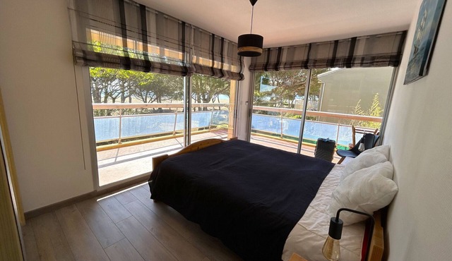 6-person apartment with terrace and private parking