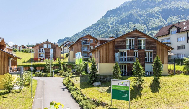 6-person apartment in the holiday park Landal Vierwaldstättersee