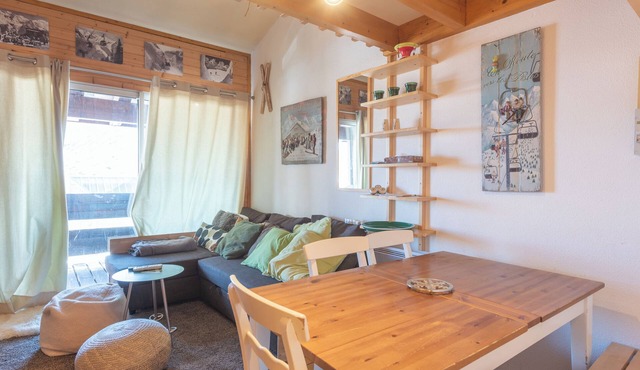 6-Person Apartment in Piau Engaly – Direct Access to Ski Slopes with Terrace and Balcony