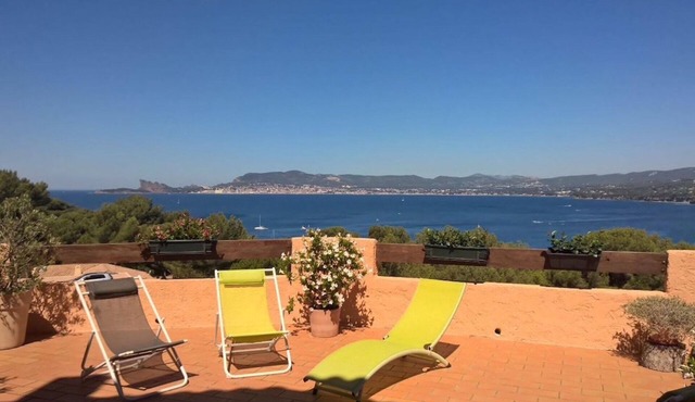 6-person duplex apartment, 55 m2 terrace, exceptional sea view.