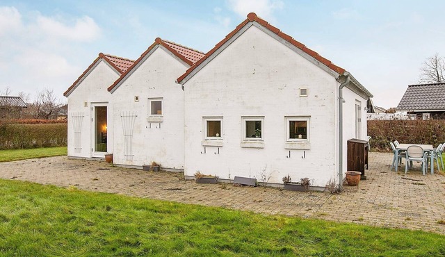 6 person holiday home in Karrebæksminde