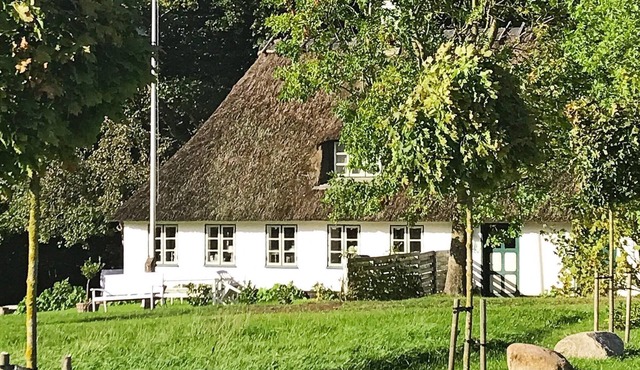 6 person holiday home in Augustenborg