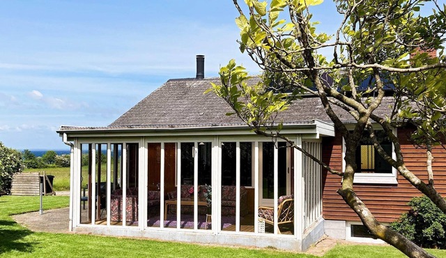 6 person holiday home in Augustenborg