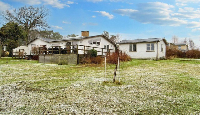 6 person holiday home in Frederiksværk-By Traum