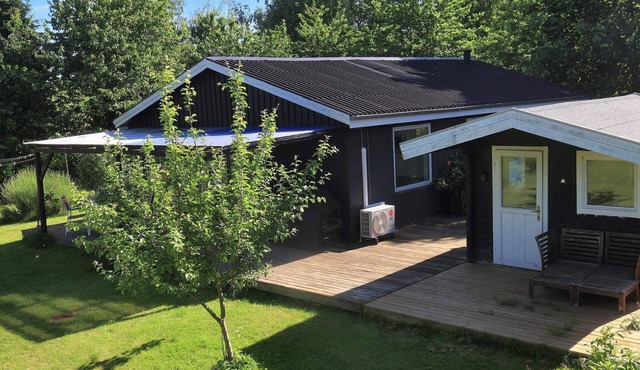 6 person holiday home in Stubbekøbing