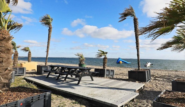 6 person holiday home in Øster Assels