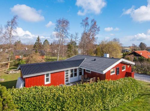 6 person holiday home in Sydals