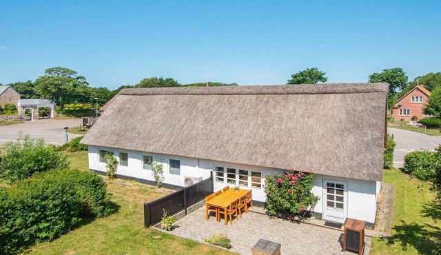 6 person holiday home in Ringkøbing-By Traum