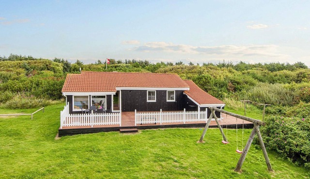 6 person holiday home in Ringkøbing-By Traum