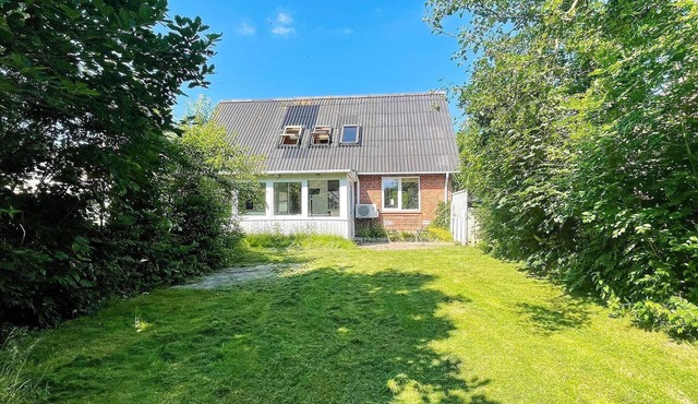 6 person holiday home in Ringkøbing-By Traum