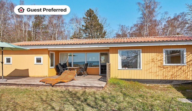 6 person holiday home in Aakirkeby-By Traum