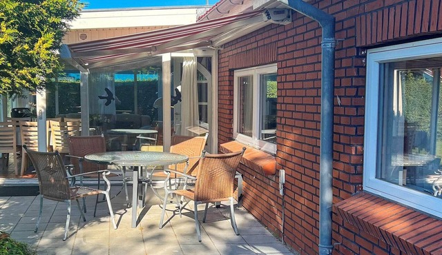 6 person holiday home in Dannemare