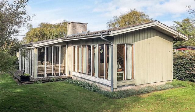 6 person holiday home in Dannemare