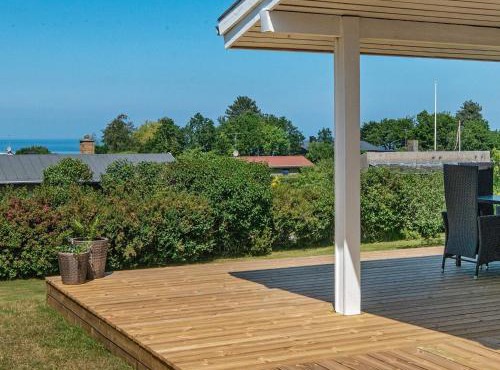 6 person holiday home in Allingåbro-By Traum