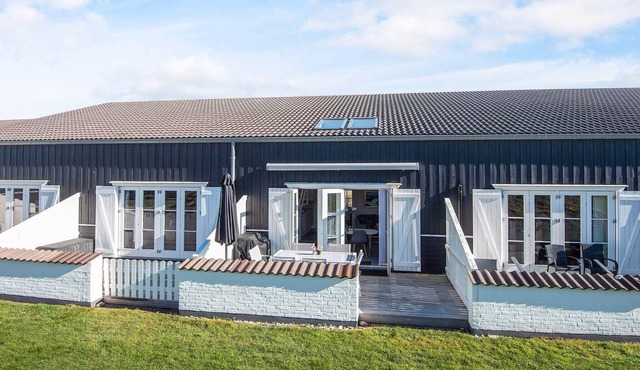 6 person holiday home in Vestervig-By Traum