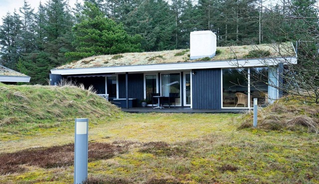 6 person holiday home in Blokhus-By Traum