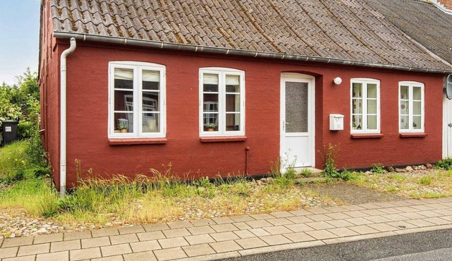 6 person holiday home in Bredebro