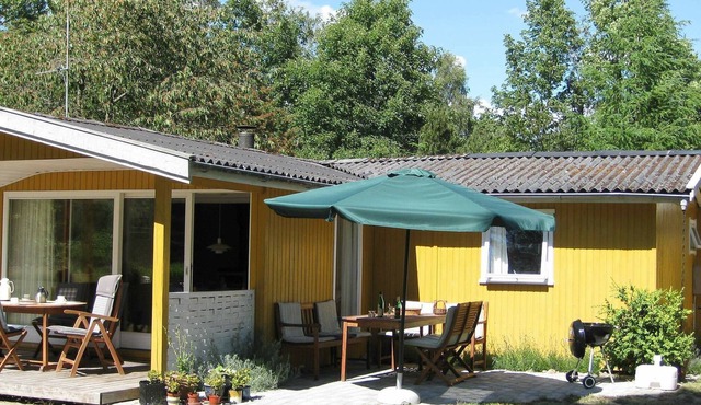 6 person holiday home in Dannemare