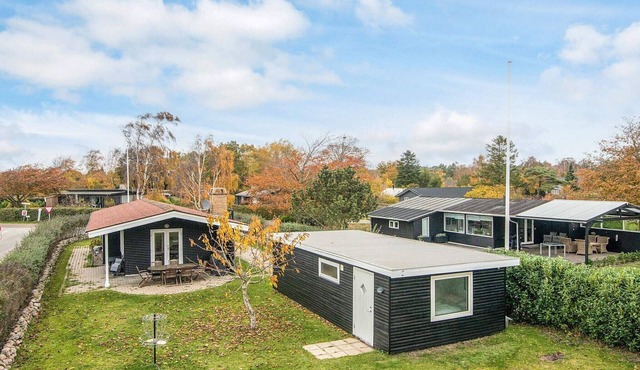 6 person holiday home in Ebeltoft-By Traum