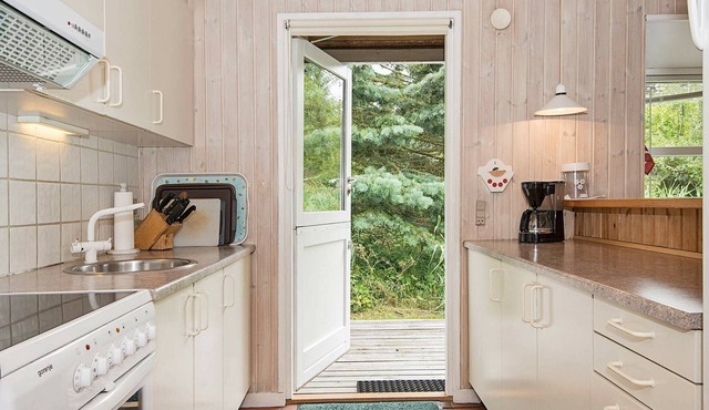 6 person holiday home in Ebeltoft