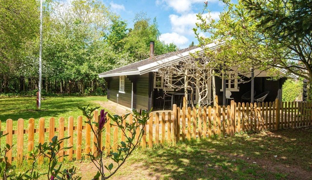 6 person holiday home in Fårvang