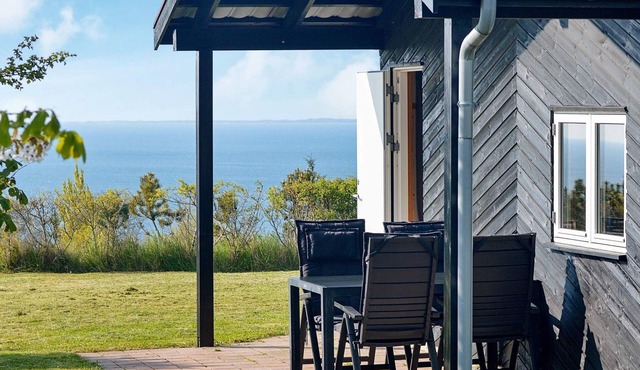6 person holiday home in Fårevejle
