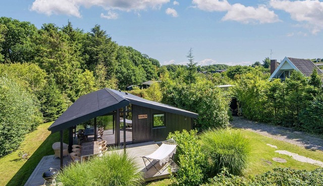 6 person holiday home in Glesborg-By Traum
