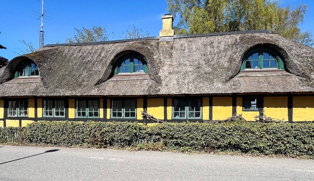 6 person holiday home in Glesborg