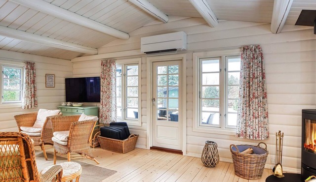6 person holiday home in Græsted